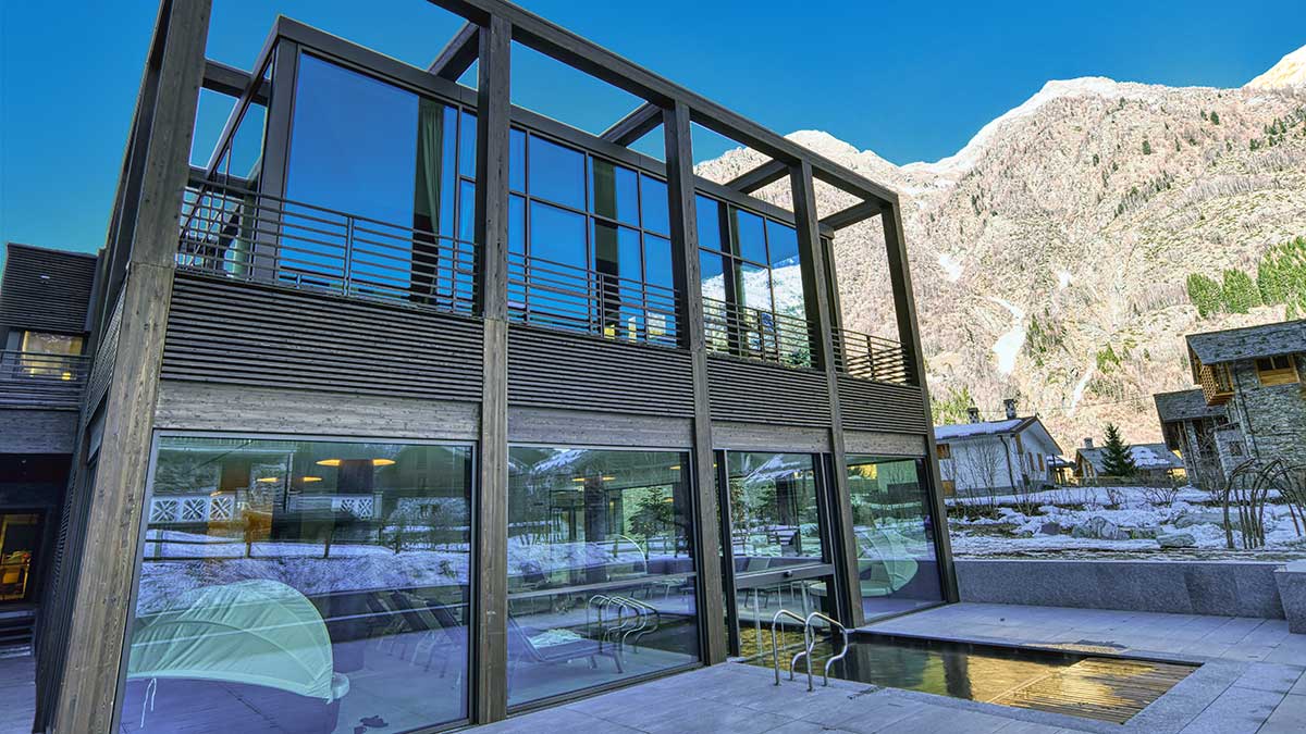 facciata-continua-vetrata-montanti-traversi-alluminio-2