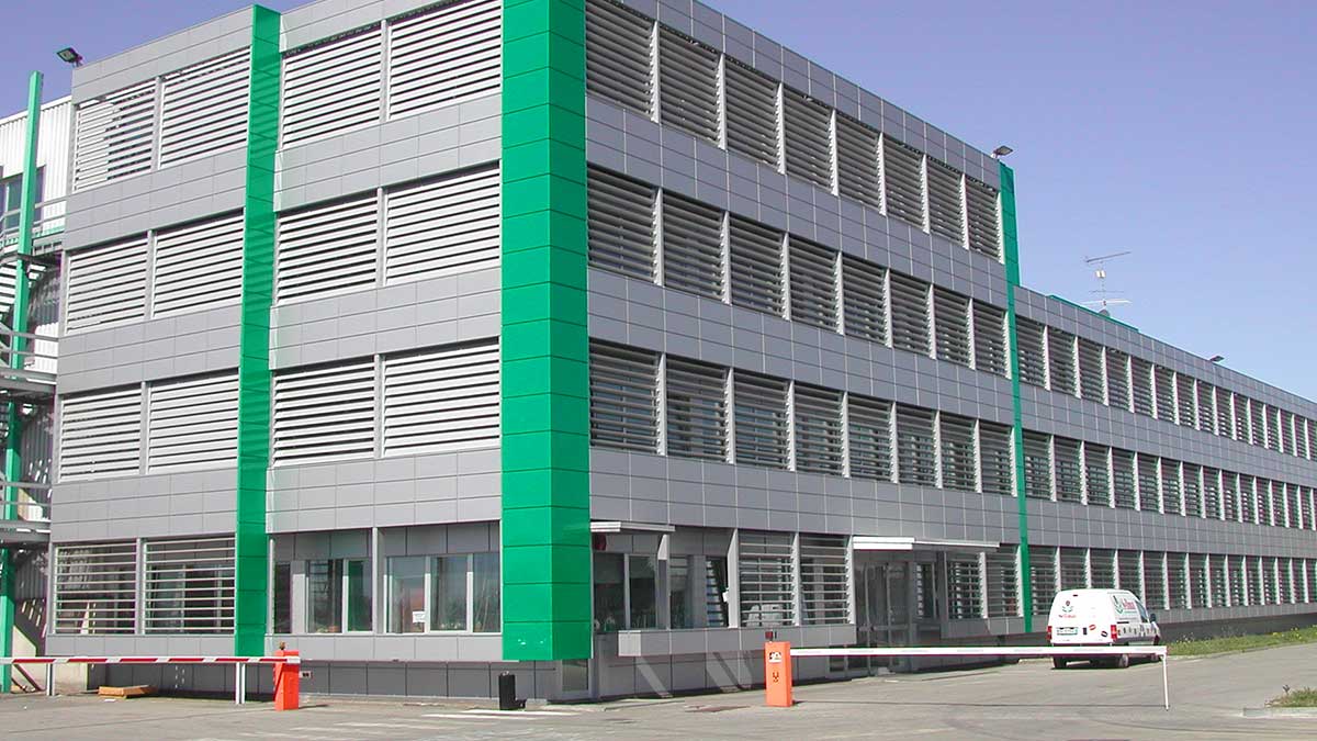 frangisole-orientabili-facciata-2