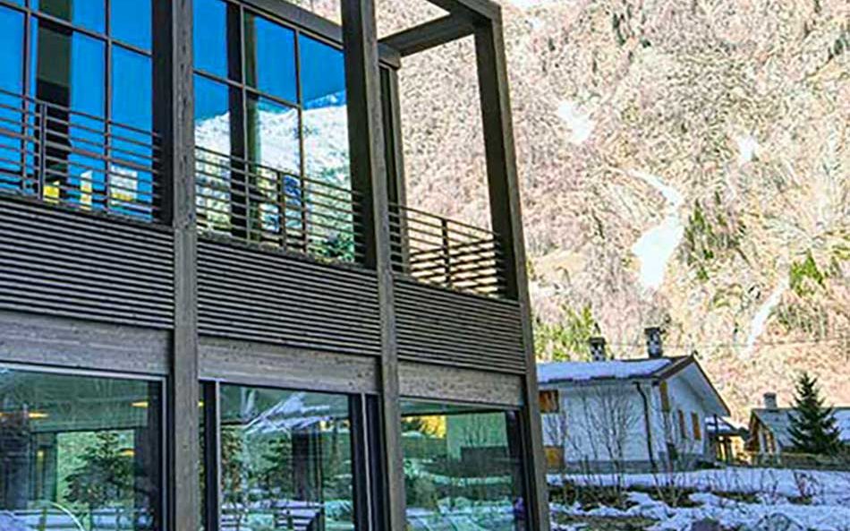 facciata-continua-vetrata-montanti-traversi-alluminio-cover-2